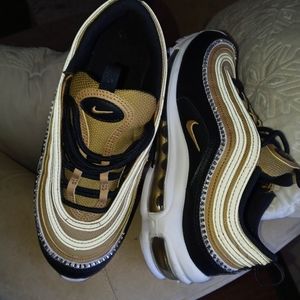 Nike air max reflective gold with bling
